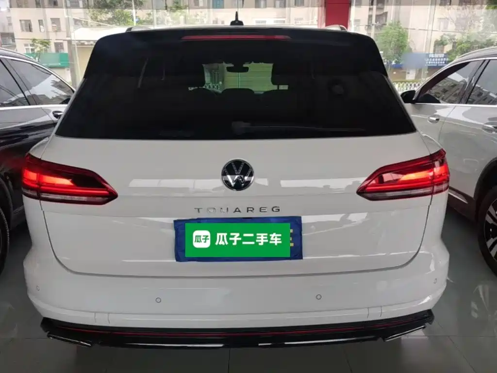 صورة 6 - Volkswagen Touareg