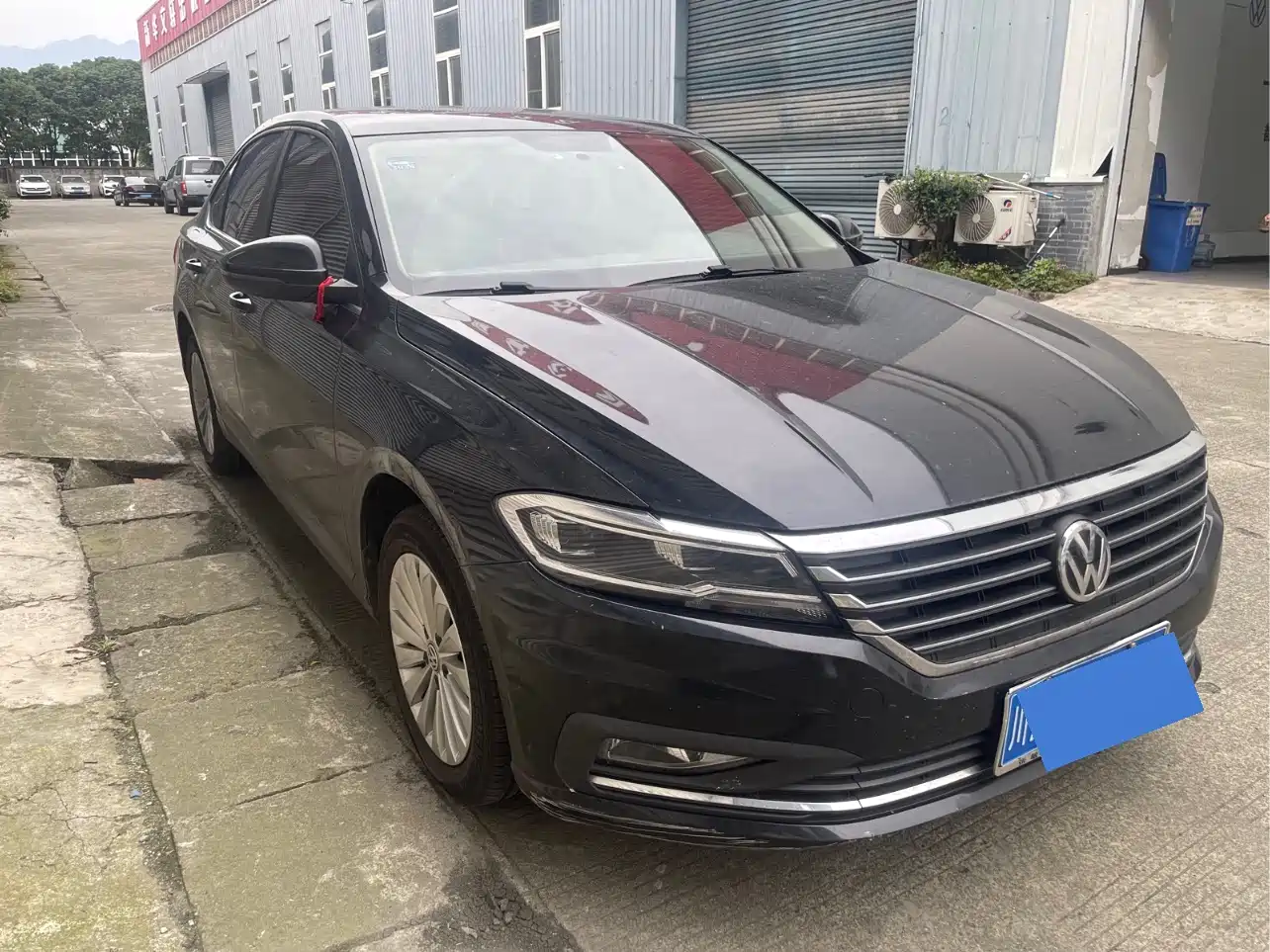 Volkswagen Lavida 2019 1.5L Automatic Comfort Edition China VI фото 3