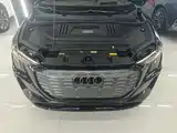 Фото 20 - Audi Q5 e-tron