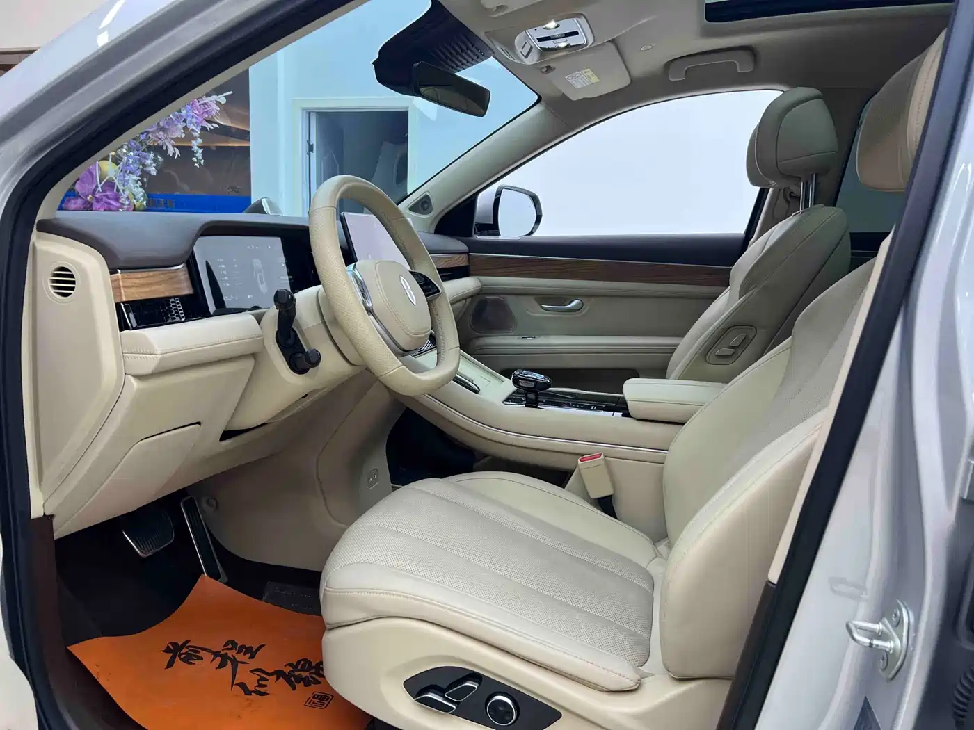 AITO Wenjie AITO M7 2024 1.5T Smart Drive RWD Ultra 6-seater фото 7