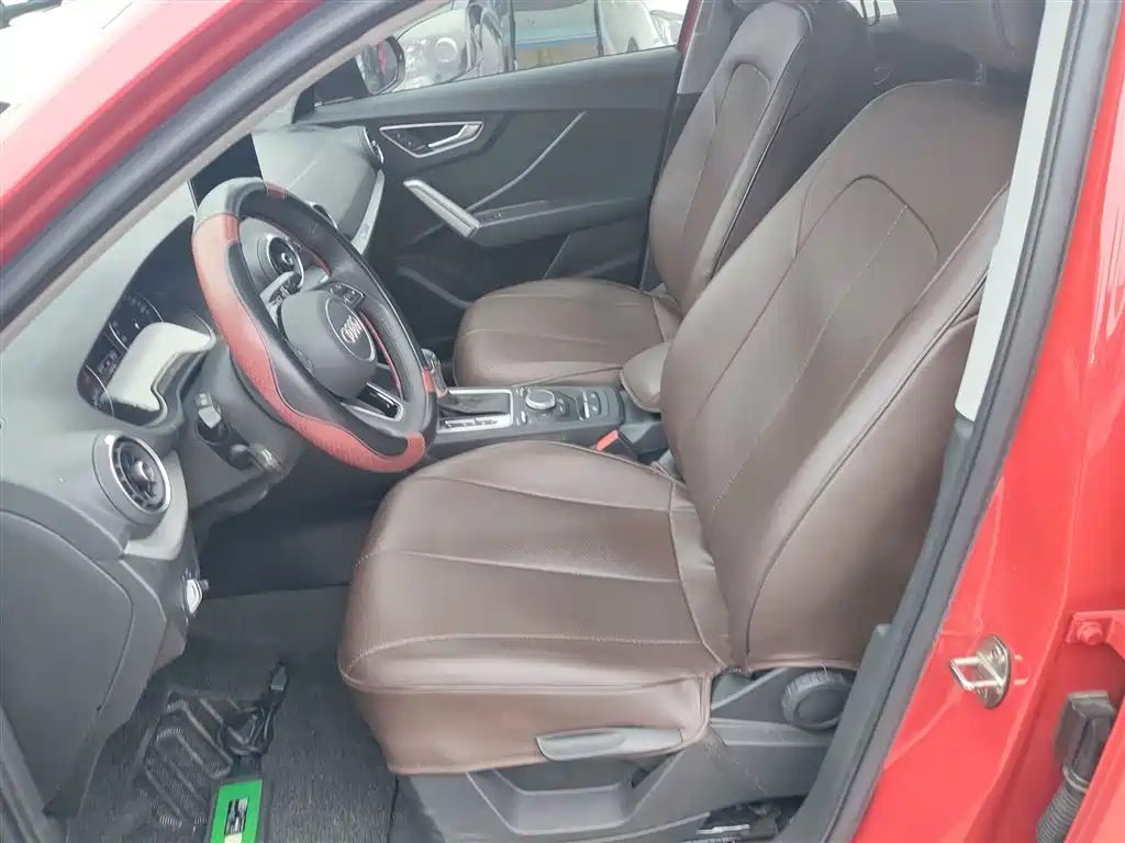 Audi Q2L 2020 35 TFSI Progressive Dynamic Model фото 15