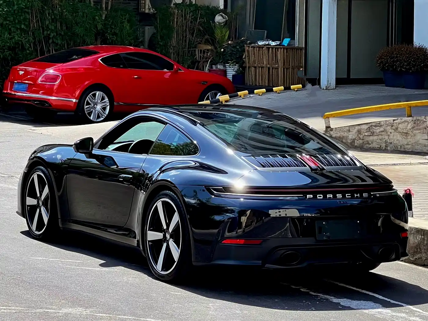 Porsche 911 2025 Carrera 3.0T фото 3