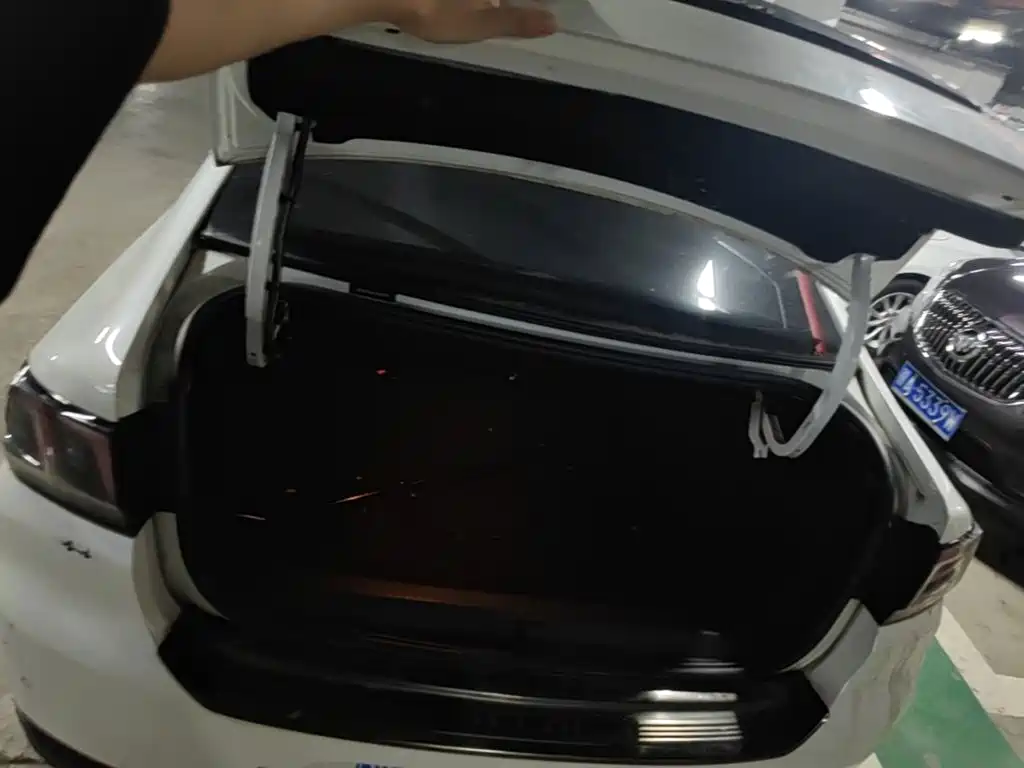 Photo 15 - Peugeot 308