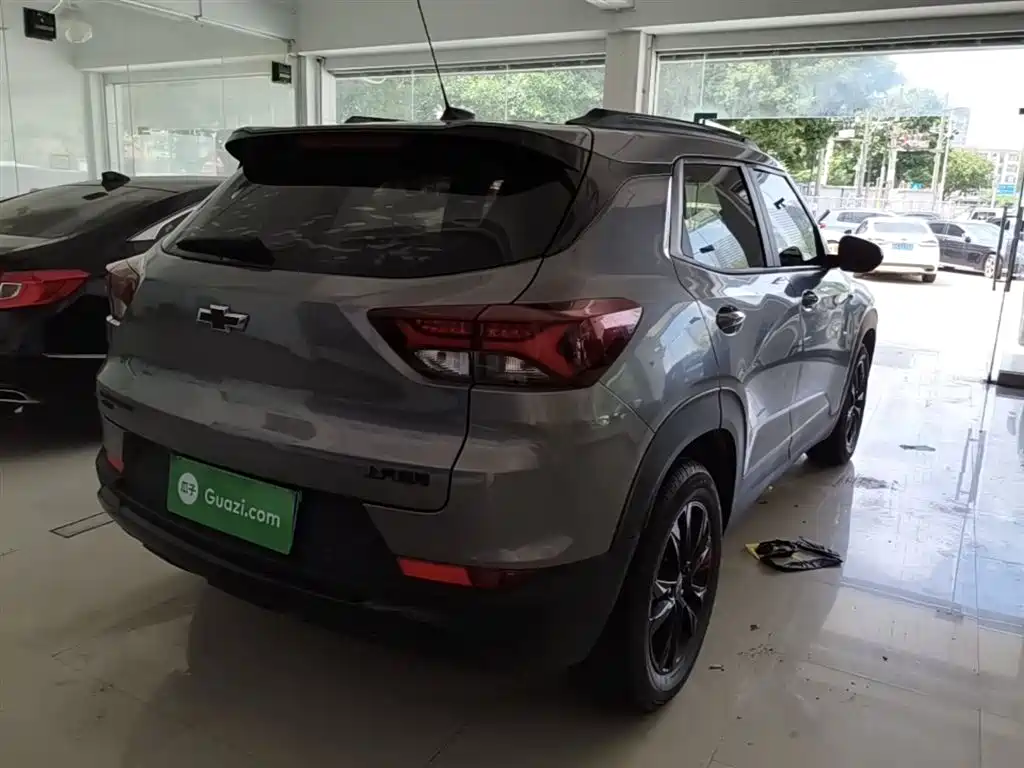 Chevrolet Trailblazer 2019 435T Redline CVT FWD Sport Edition (China VI) фото 5