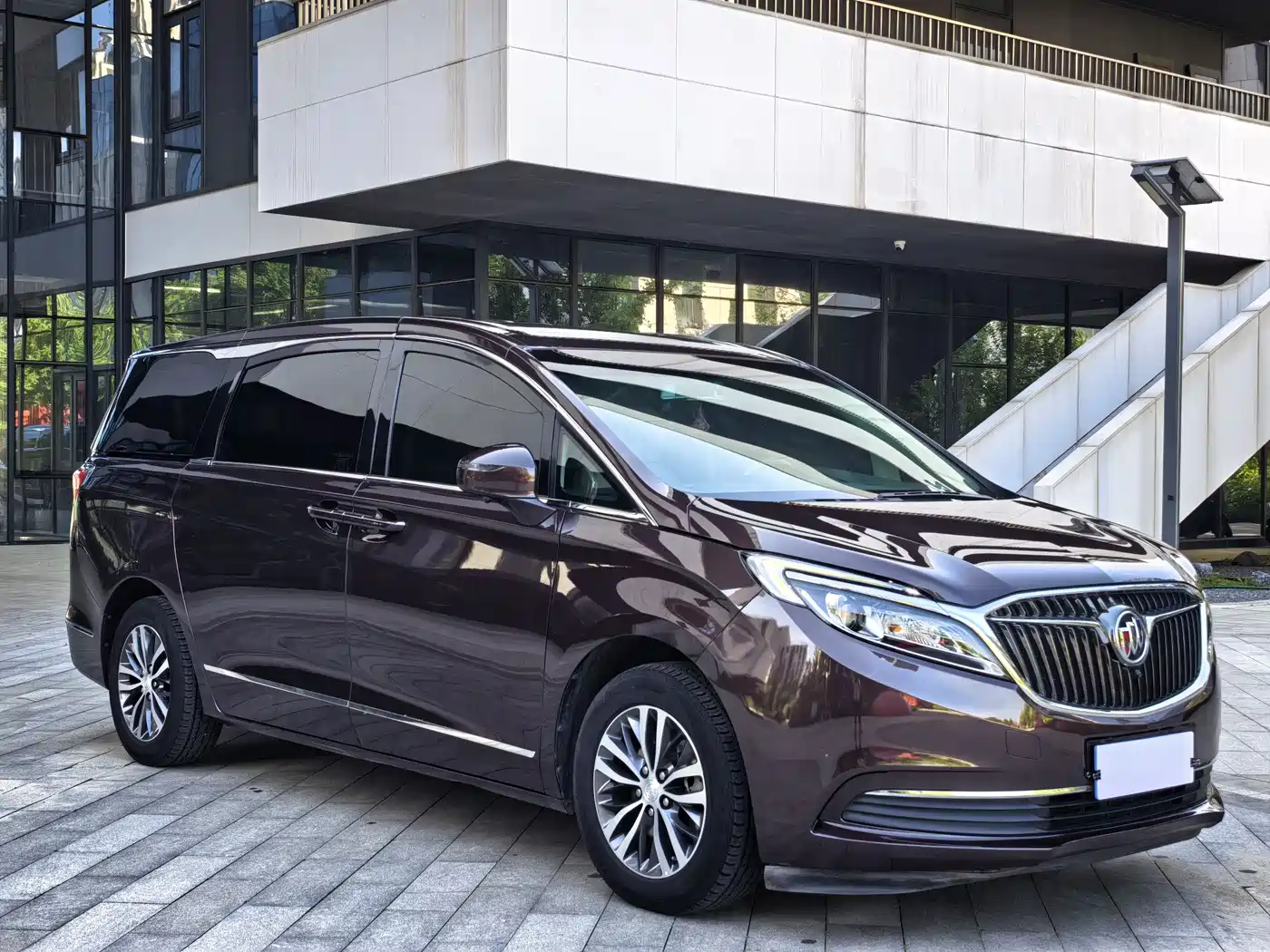 Buick GL8 2018 ES 28T Comfort Type China VI фото 3