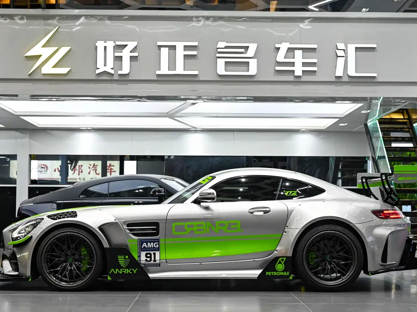 MERCEDES-BENZ AMG GT