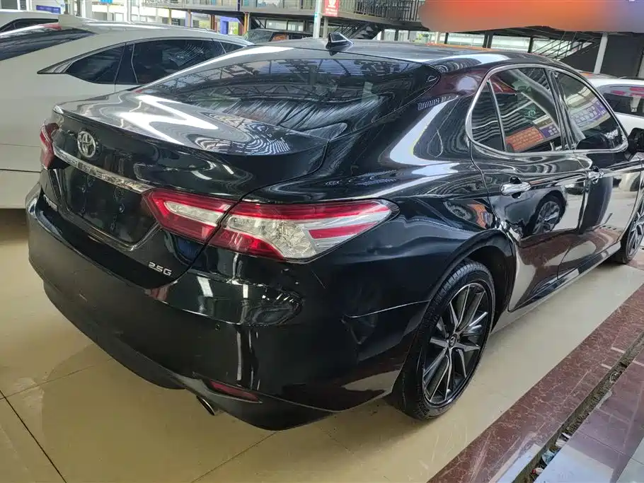 Toyota Camry 2021 2.5G Luxury Edition фото 3