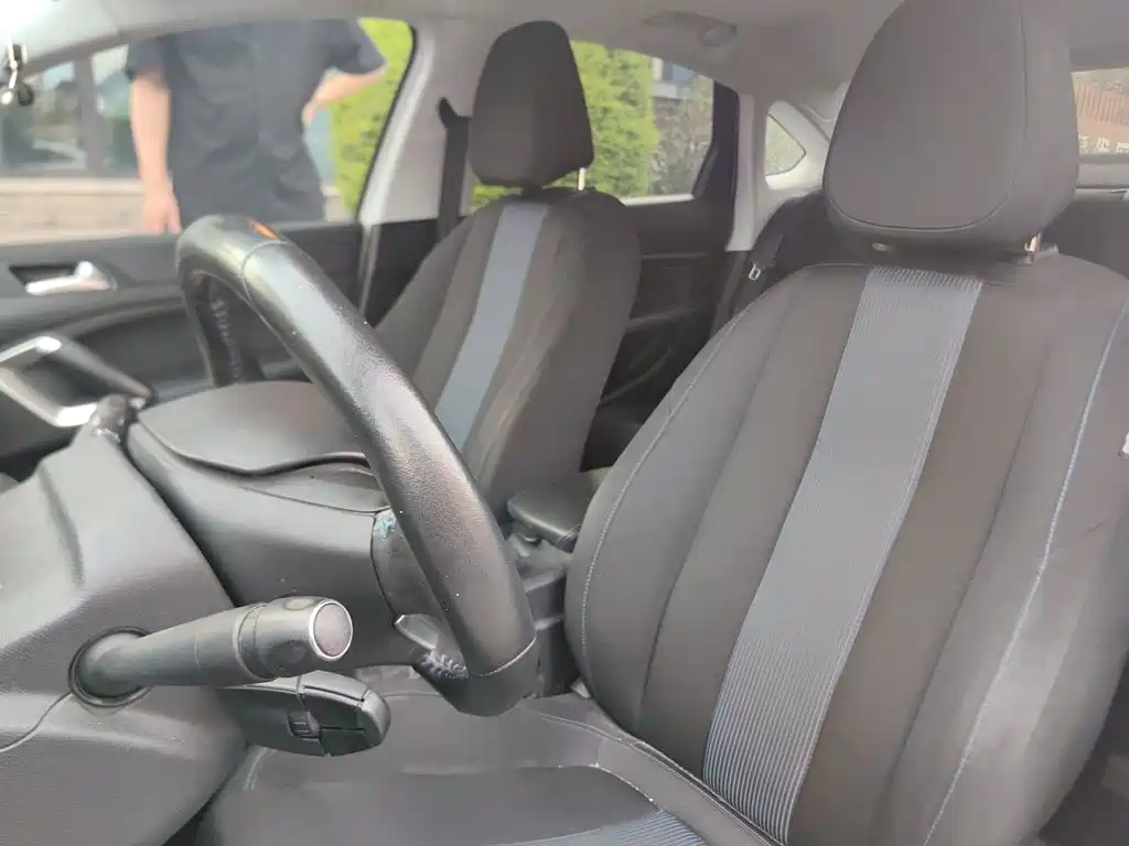 Photo 11 - Peugeot 308