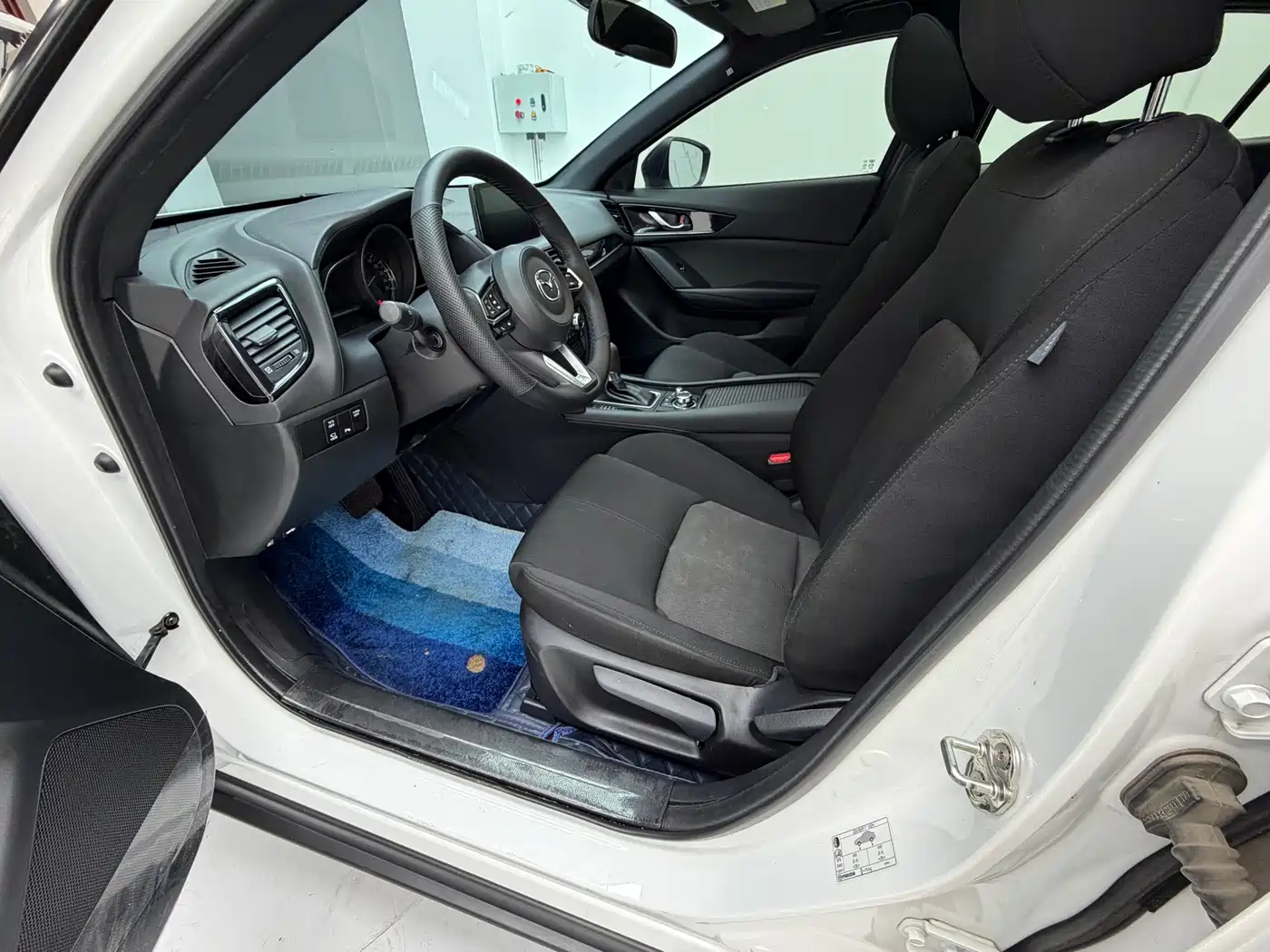 Mazda CX-4 2023 2021 2.0L Auto FWD Skyactiv Explorer Edition