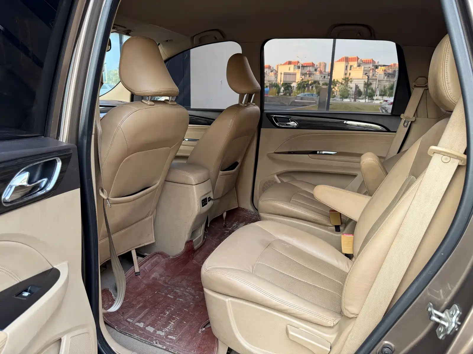 Фото 6 - Baojun 730