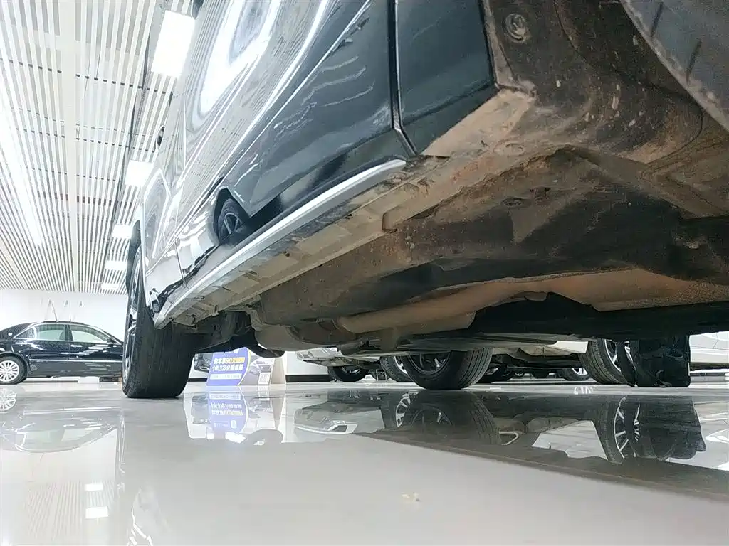 Toyota Crown Kluger 2021 2.5L HEV AWD Flagship Edition фото 19