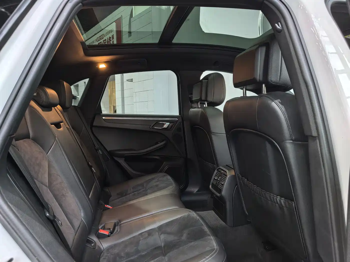 Porsche Macan 2017 Macan 2.0T фото 15