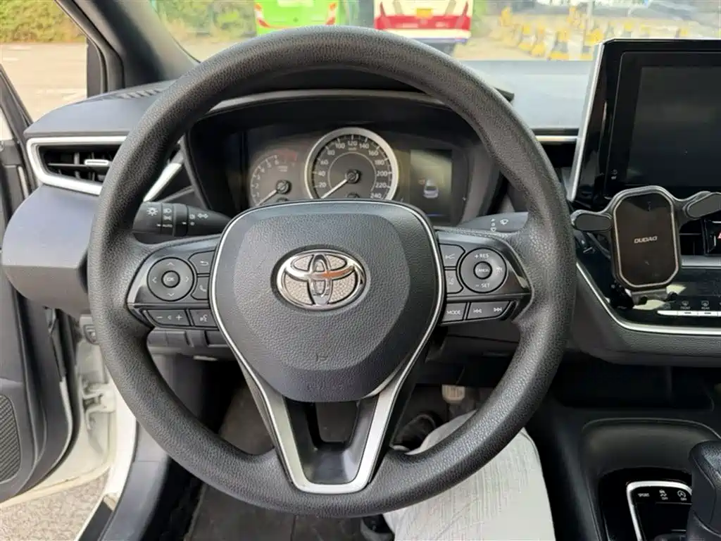 Toyota Levin 2022 185T CVT Luxury Edition фото 3