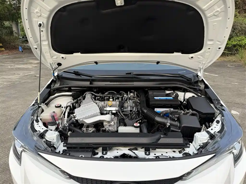 Toyota Levin 2022 185T CVT Luxury Edition фото 11