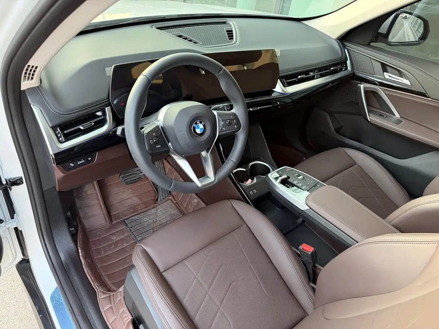 BMW X1 2024 sDrive20Li X Design Package фото 7