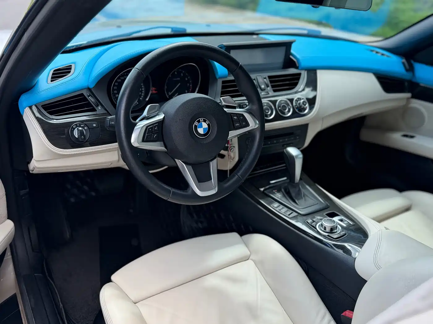 BMW Z4 2013 2010 sDrive30i Leading Model