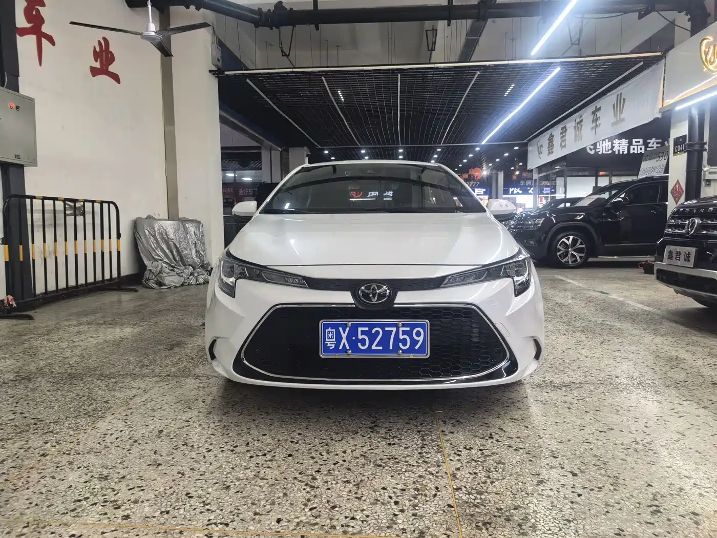 Toyota Levin 2022 185T CVT Luxury Edition фото 2