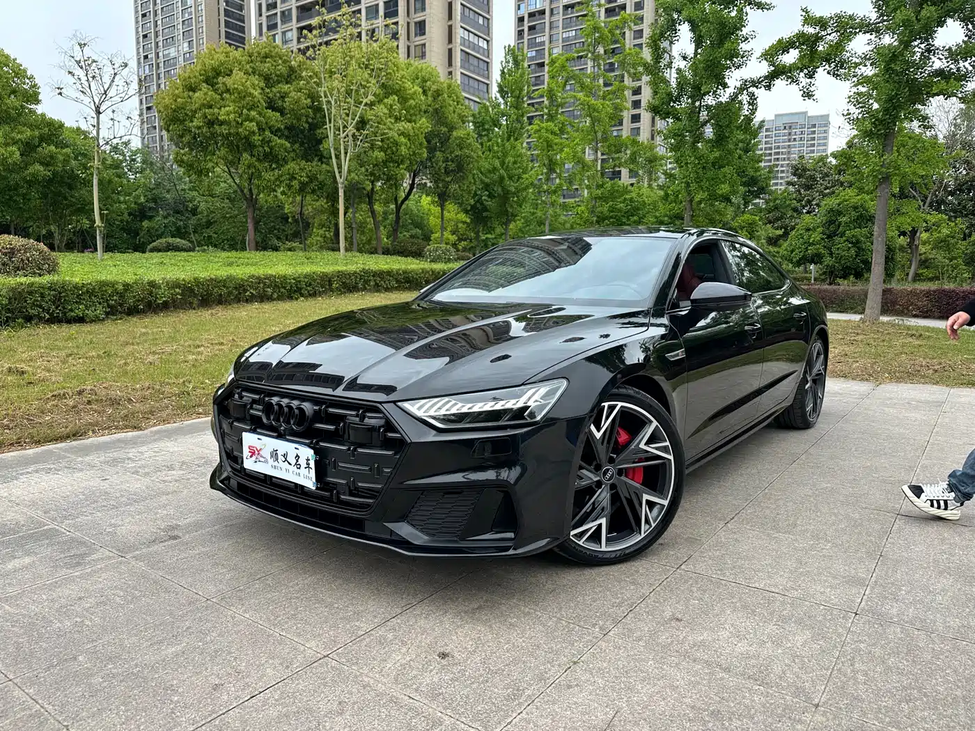 Audi A7L 2022 45 TFSI quattro S-line Black Warrior Edition