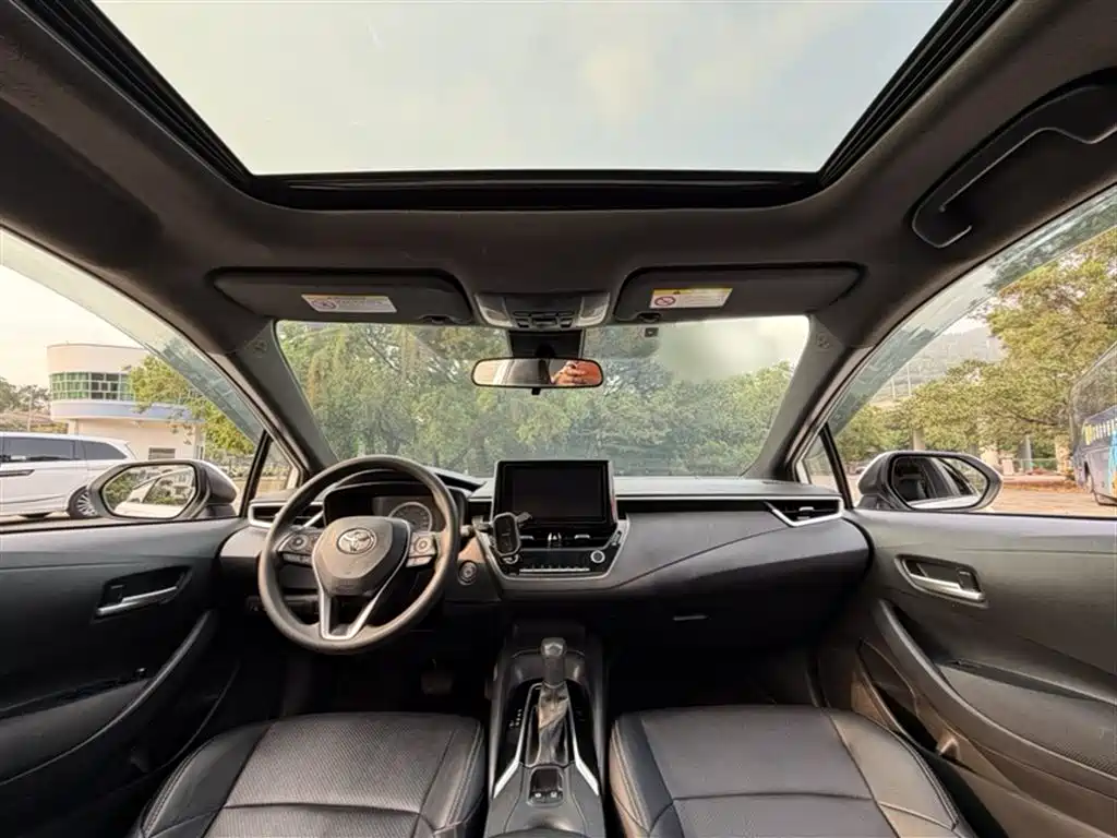 Toyota Levin 2022 185T CVT Luxury Edition фото 13