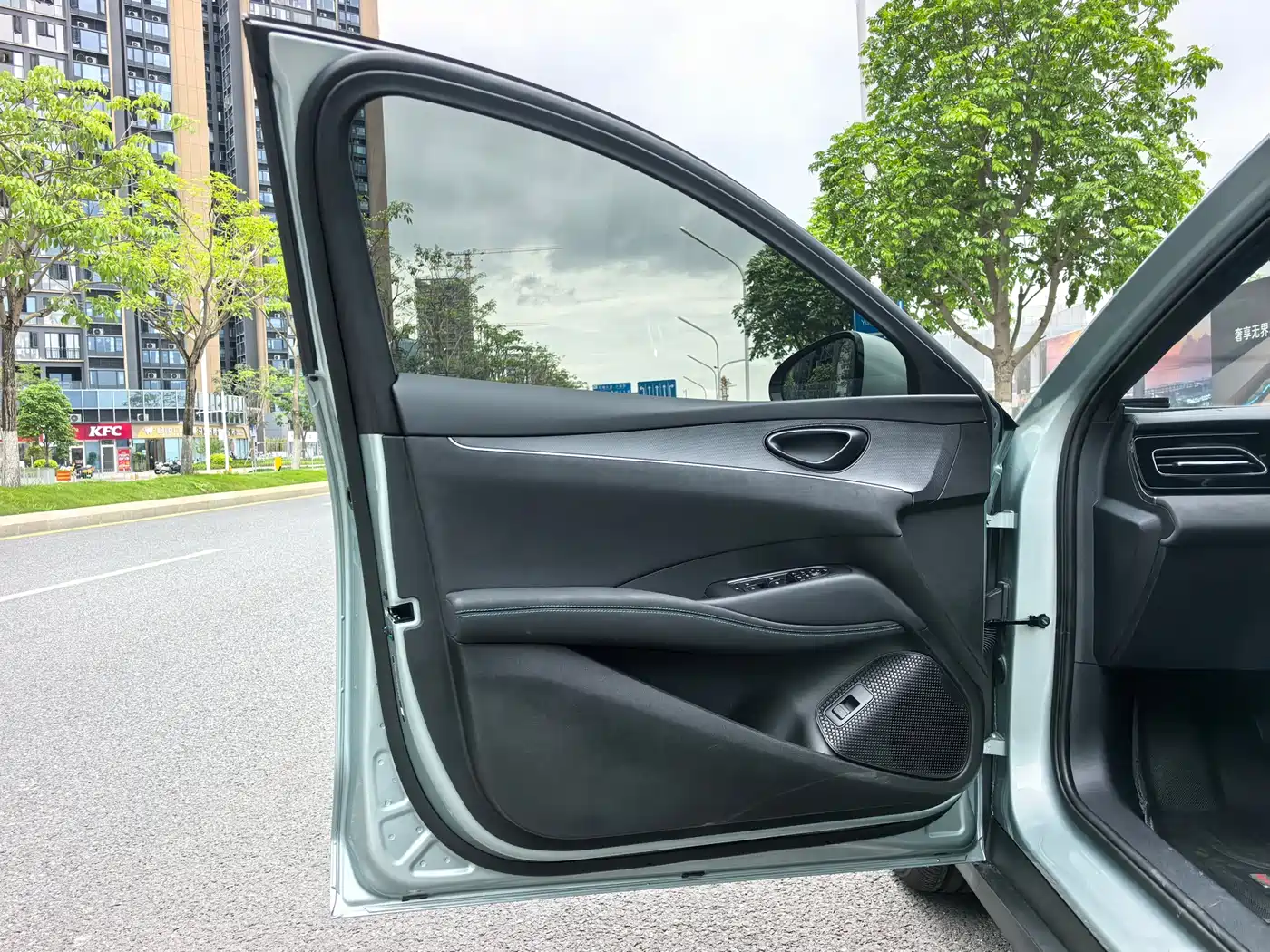 BYD Seal 06 New Energy 2025 DM-i Smart Drive Edition 120KM Luxury фото 4