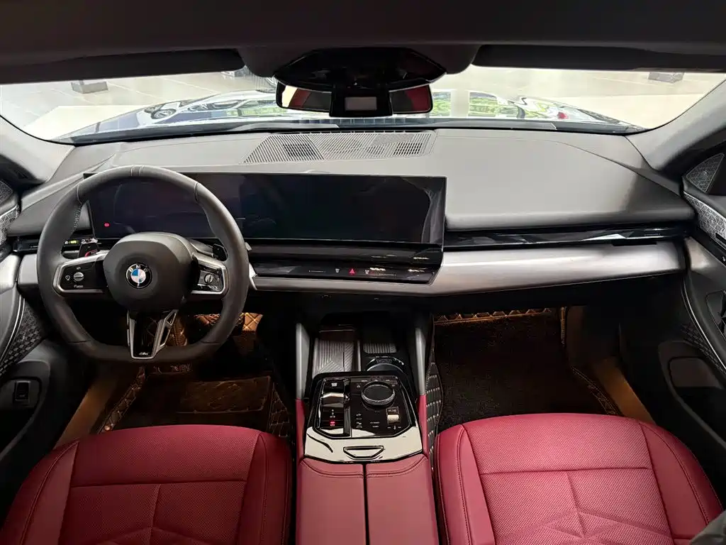 BMW 5 Series 2026 2026 525Li M Sport Package