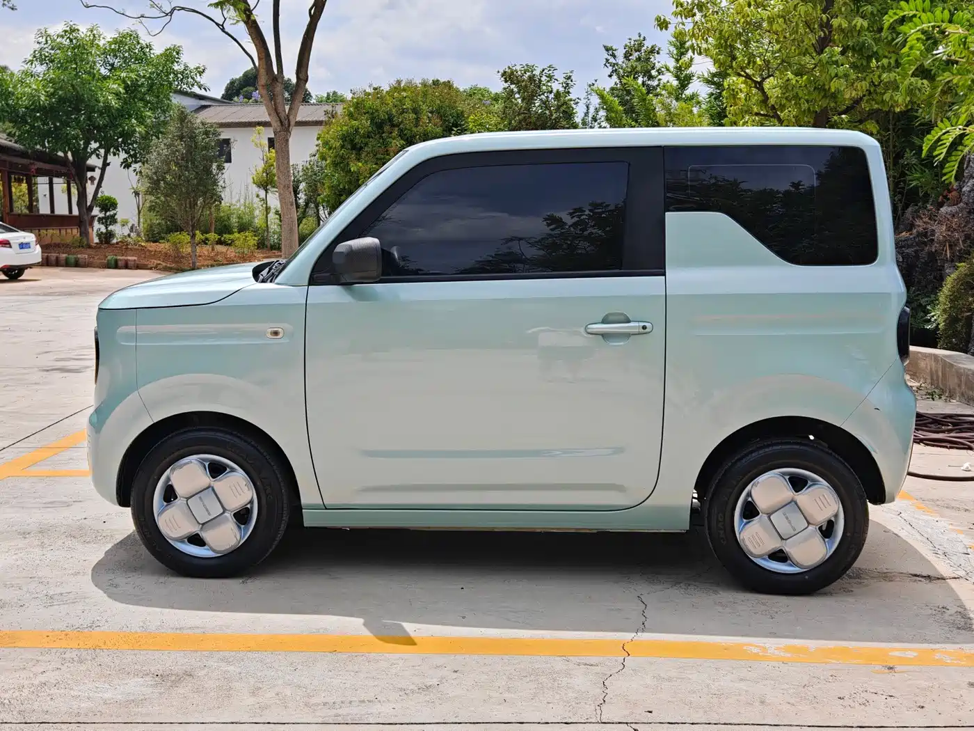 Geely Galaxy Panda 2023 Panda Mini 200km Endurance Bear фото 11