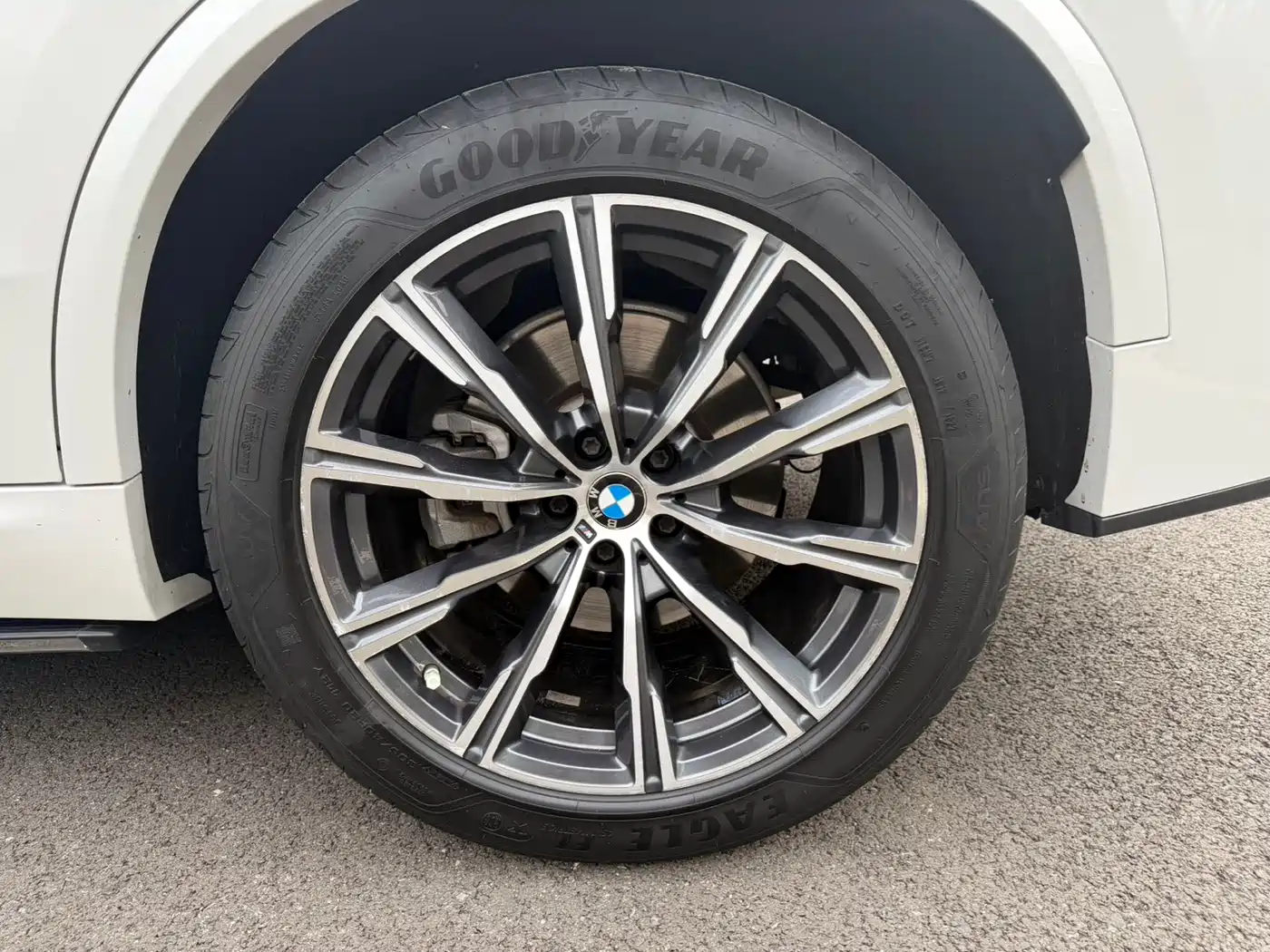 BMW X5 (Import) 2020 xDrive40i M Sport Package фото 10