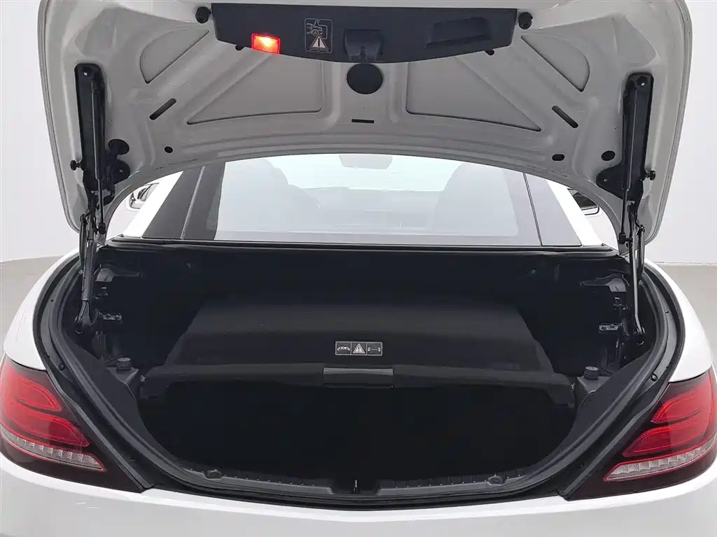 Mercedes-Benz SLC 2016 SLC 200 Style фото 16