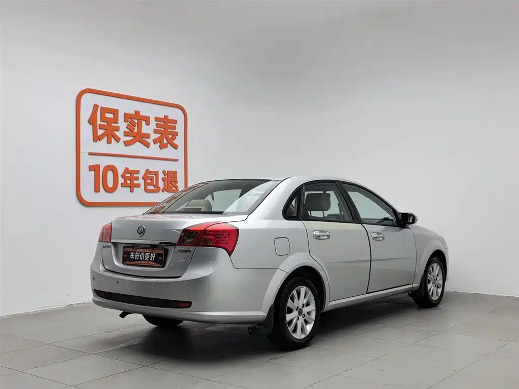 Buick Excelle 2008 1.6LE-MT фото 2