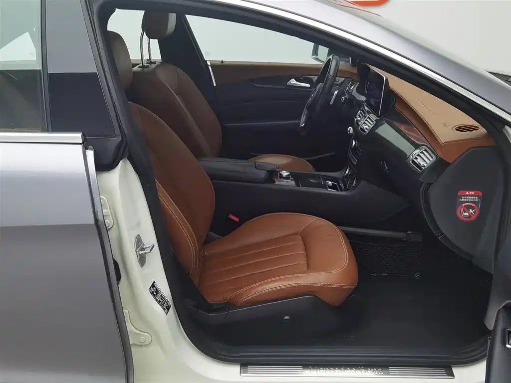 Mercedes-Benz CLS 2015 CLS 320 фото 23