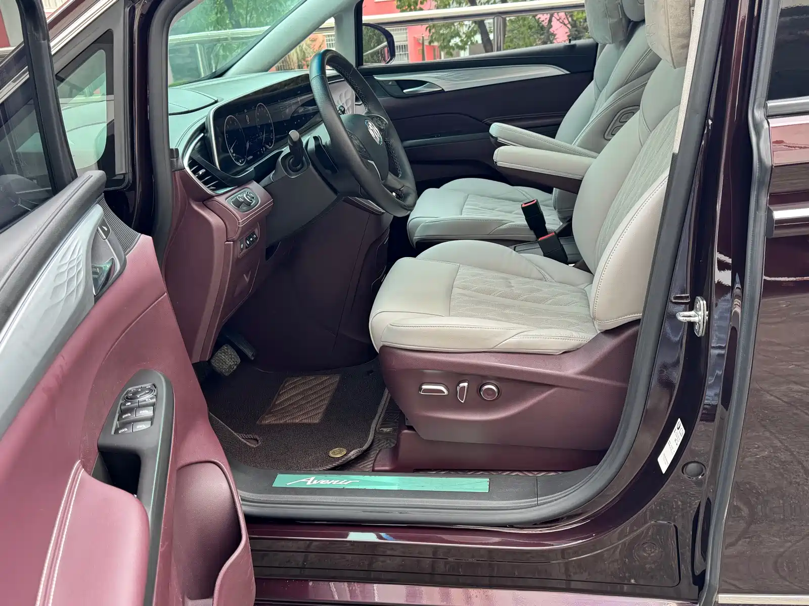 Фото 6 - Buick GL8