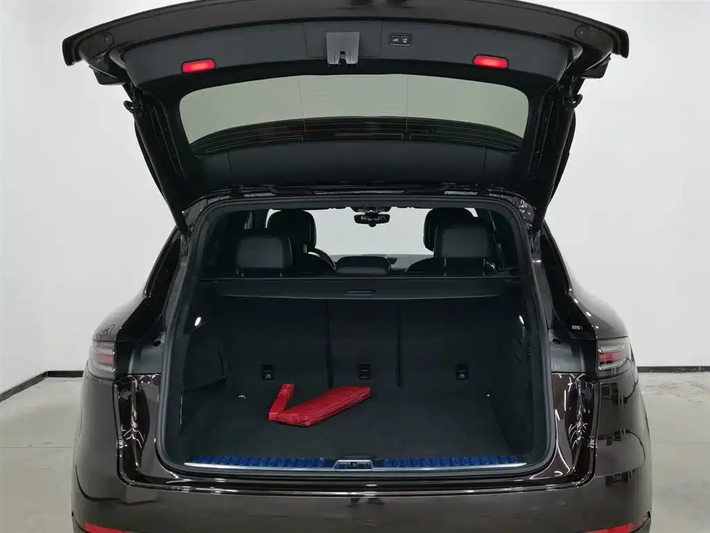 Porsche Cayenne 2019 Cayenne 3.0T фото 16