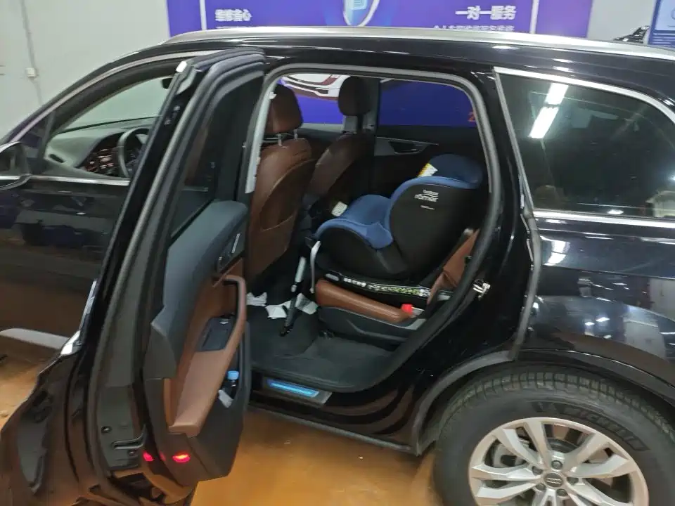 Audi Q7 2016 45 TFSI Technology фото 8