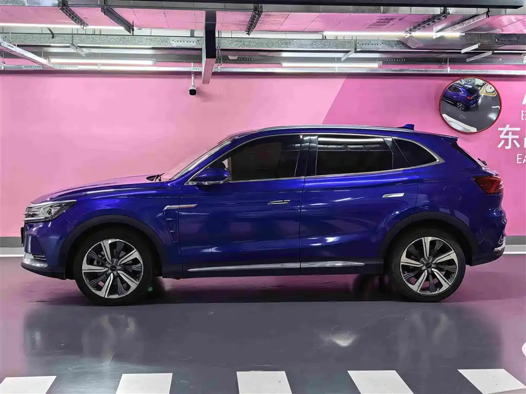Фото 4 - Roewe MARVEL X