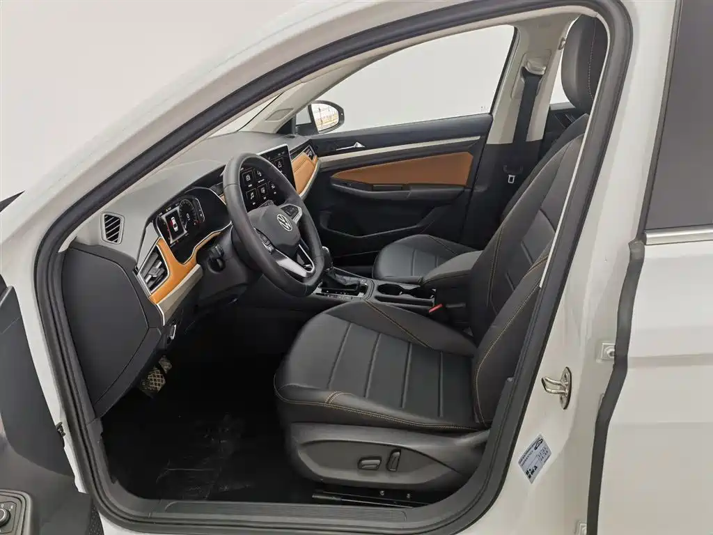 Volkswagen Bora 2024 200TSI DSG Joy Ride PRO Edition фото 10