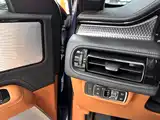 Фото 22 - Lincoln Aviator