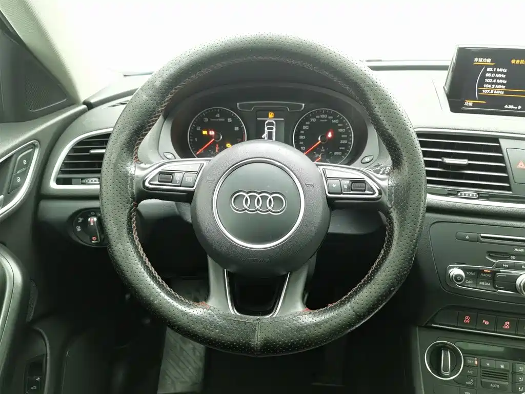Audi Q3 2017 30 TFSI Style фото 11