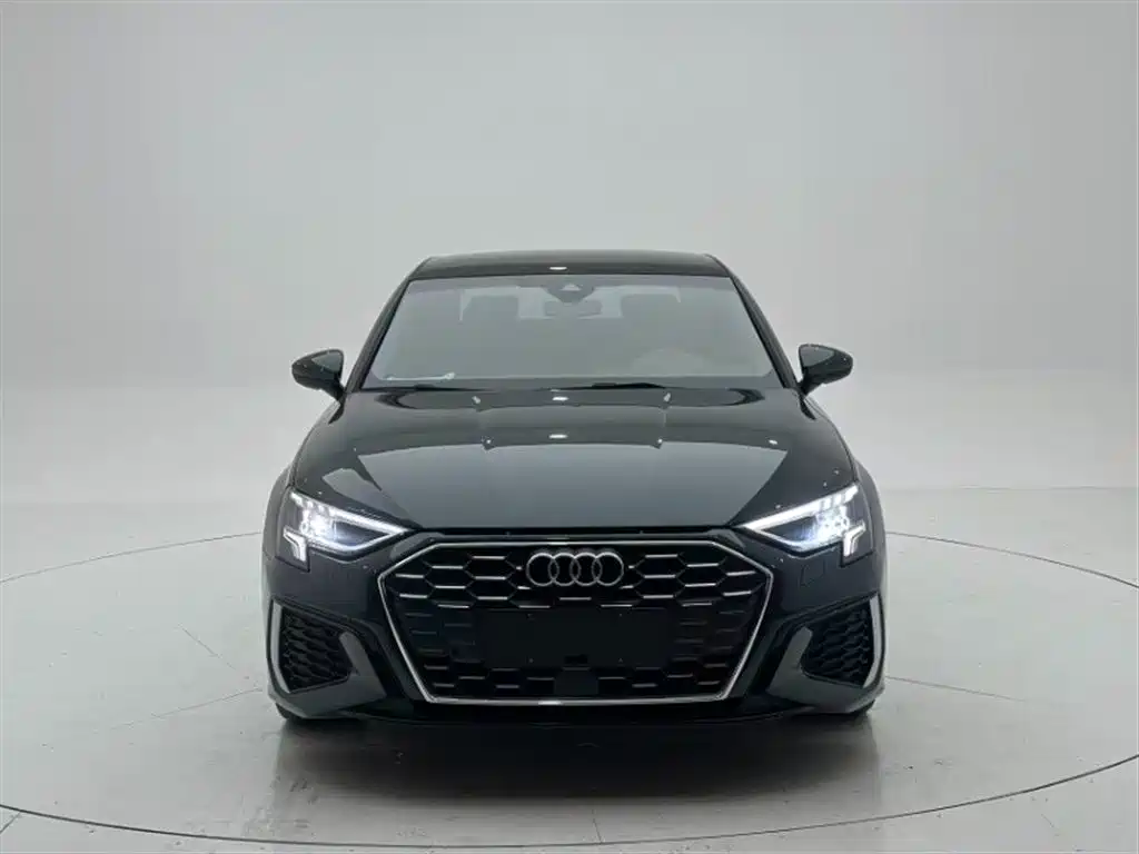 Audi A3 2021 A3L Limousine 35 TFSI Fashion Sport фото 2