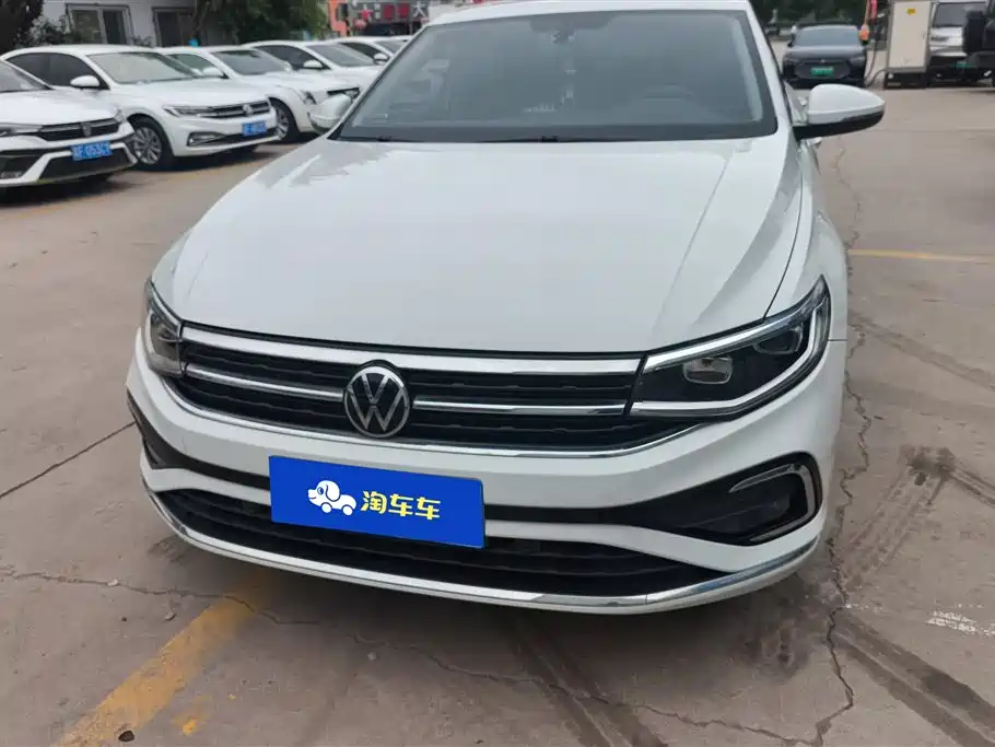 Volkswagen Bora 2023 200TSI DSG Yuexing Edition фото 2