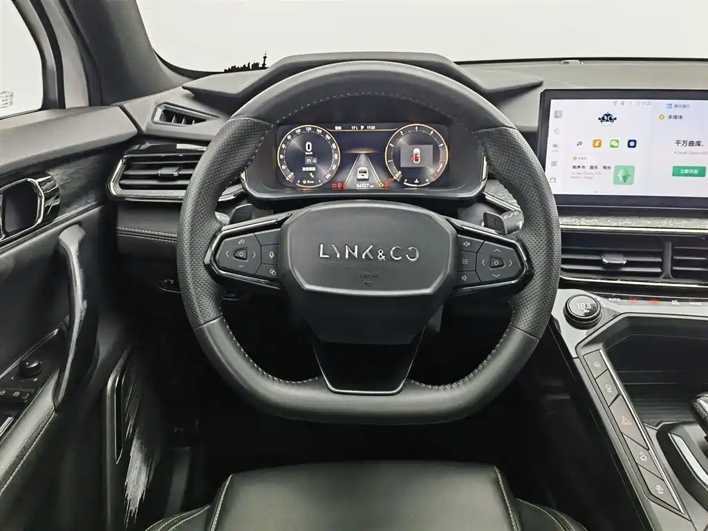 Lynk & Co 06 2023 Remix 1.5T Power Pro фото 11