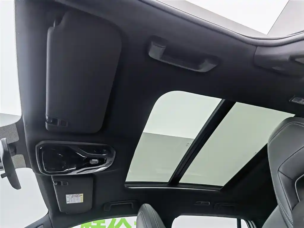 Lynk & Co 06 2023 Remix 1.5T Power Pro фото 14