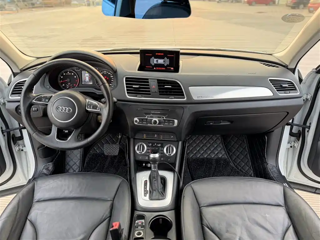 Audi Q3 2013 35 TFSI quattro Technology фото 9