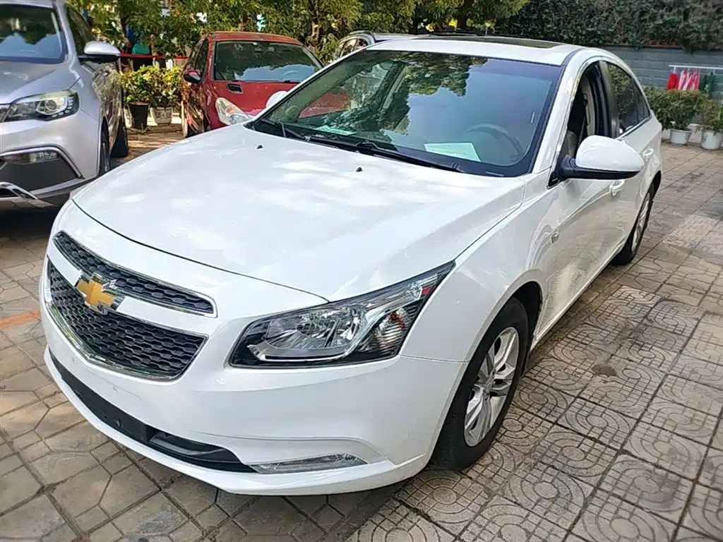 Chevrolet Cruze 2015 1.5L Classic SE AT фото 2
