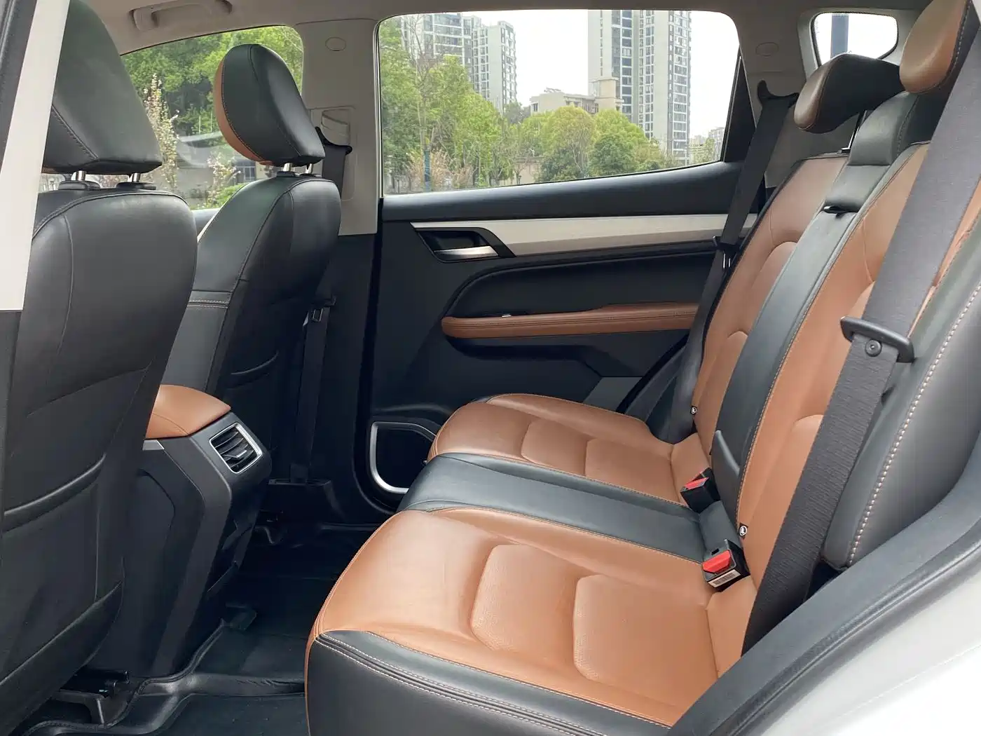 GEELY AUTOMOBILE VISION X6