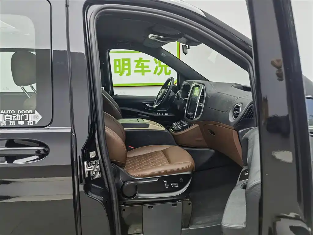 Mercedes-Benz Vito 2018 2.0T Business China V фото 23