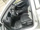 Фото 15 - Roewe i6 MAX EV