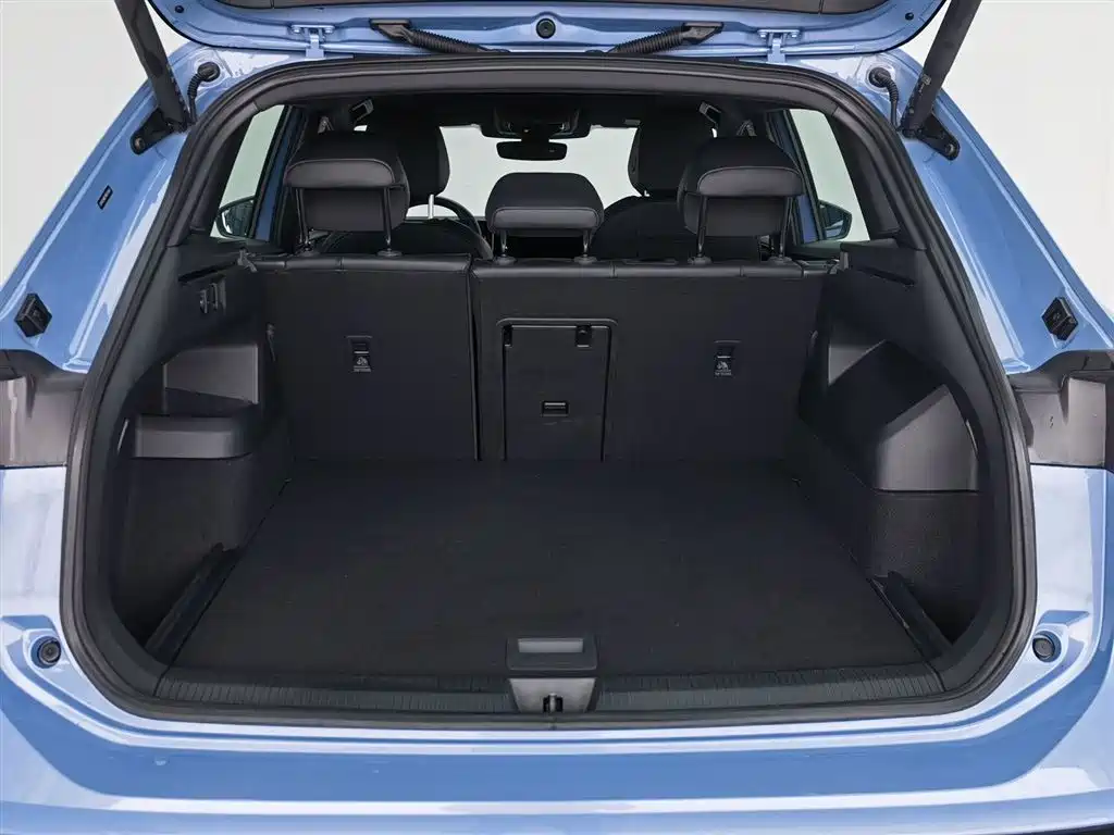 Volkswagen Tiguan L 2024 PRO 380TSI 4WD R-Line Premium Edition фото 16