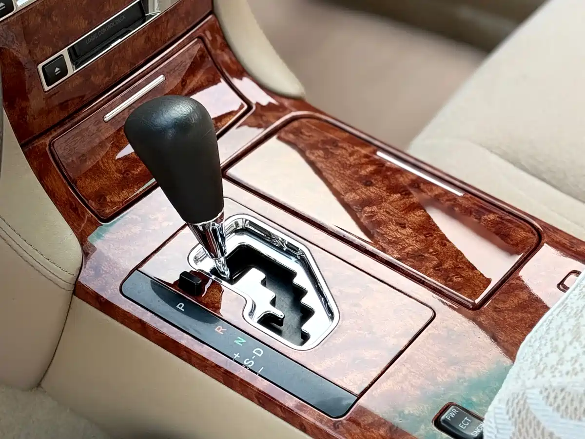 Toyota Crown 2007 2.5L Royal Special Edition фото 7