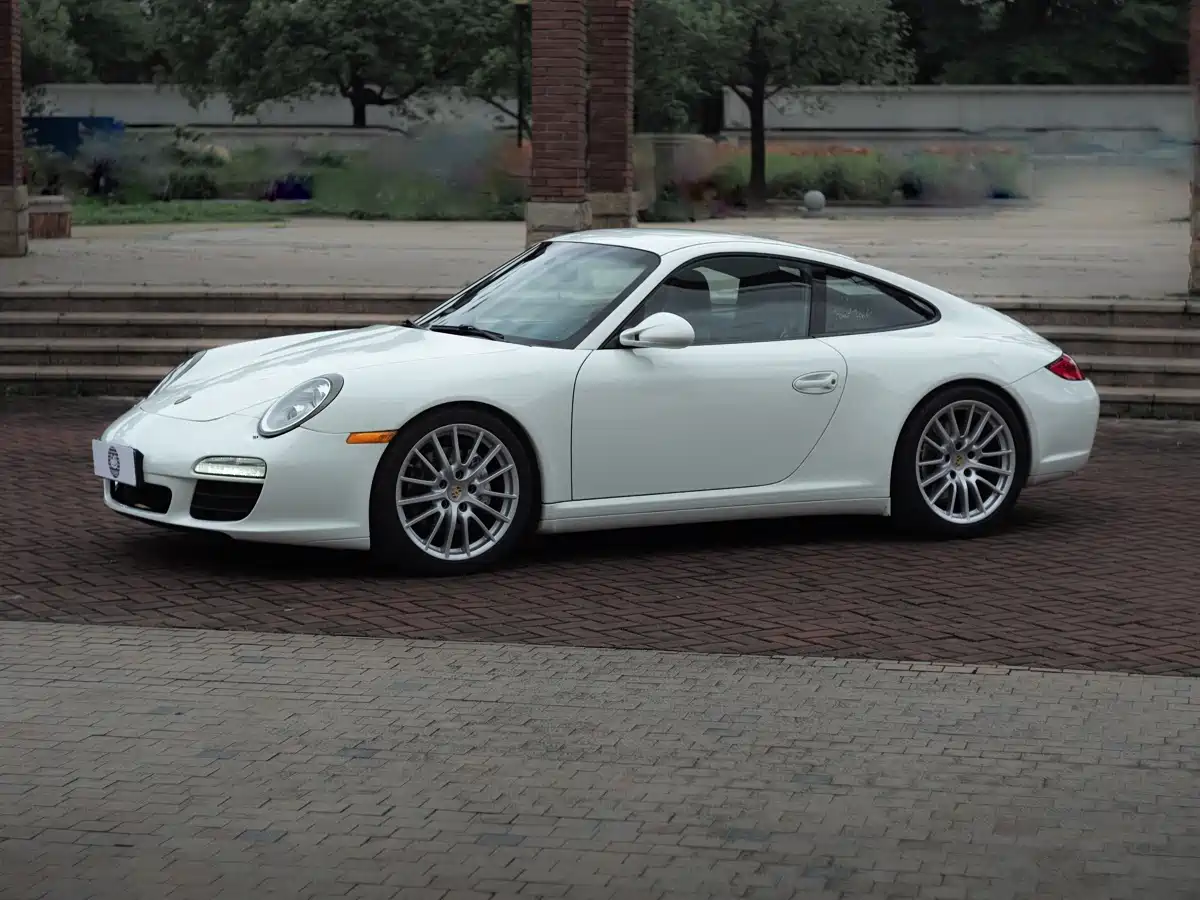 Porsche 911 2010 Carrera 4S 3.8L фото 4