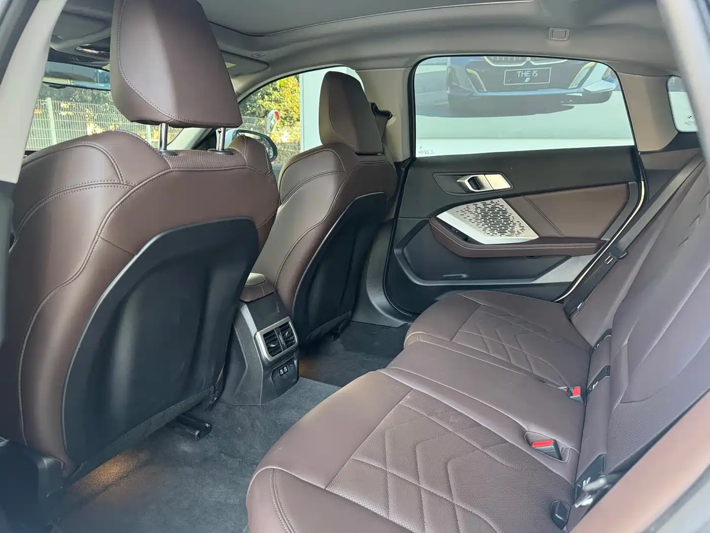 BMW 2 Series 2025 225L M Sport Package фото 10